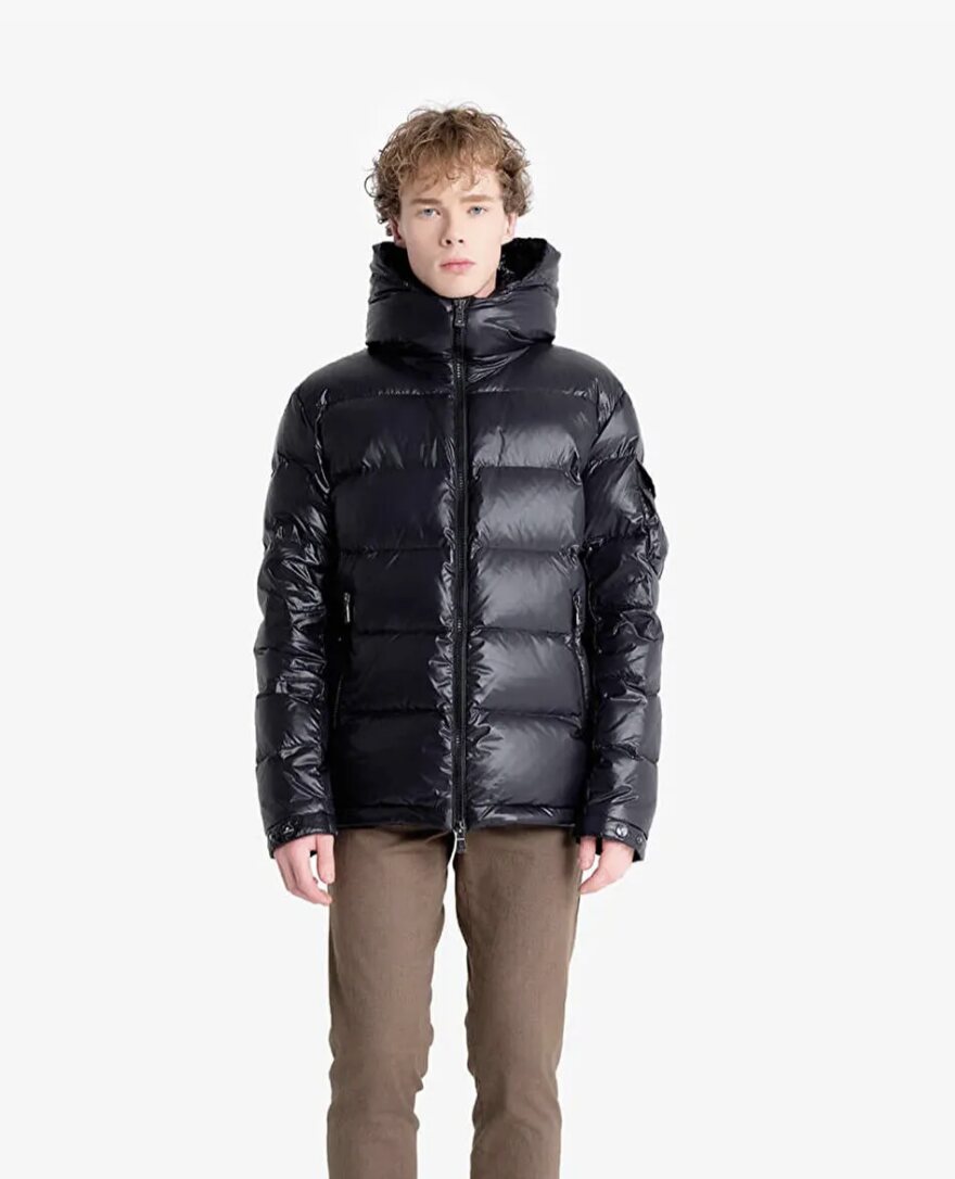 Made Tekstil black puffer jacket